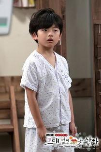 王锡玄表情包动态,笑点满满，表情包界的“开心果”